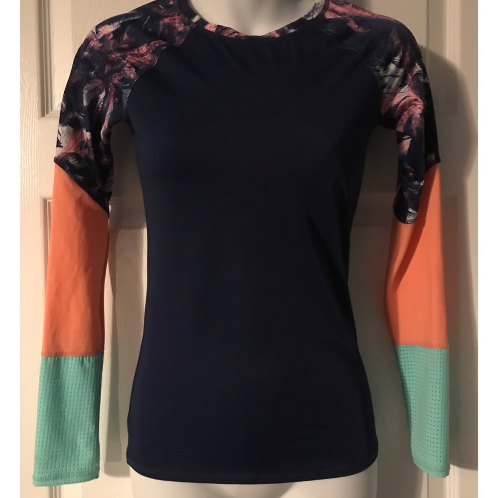 Roxy Rashguard